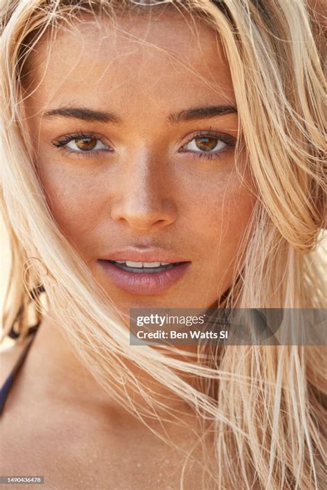 babes and stars|Meet the 28 Women Featured in the 2023 SI Swimsuit Issue